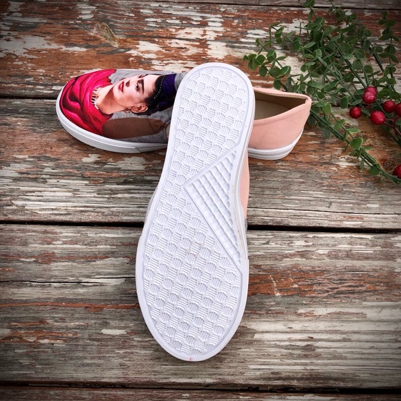 Frida Kahlo Canvas Flats/Loafers Gray - Picture 4 of 4
